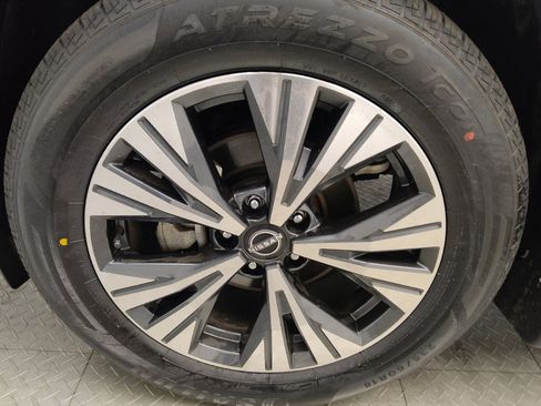 Used 2023 Nissan Rogue SV AWD/4WD image 31