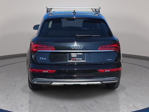 Used 2023 Audi Q5 Prestige w/ Prestige Package AWD/4WD image 7