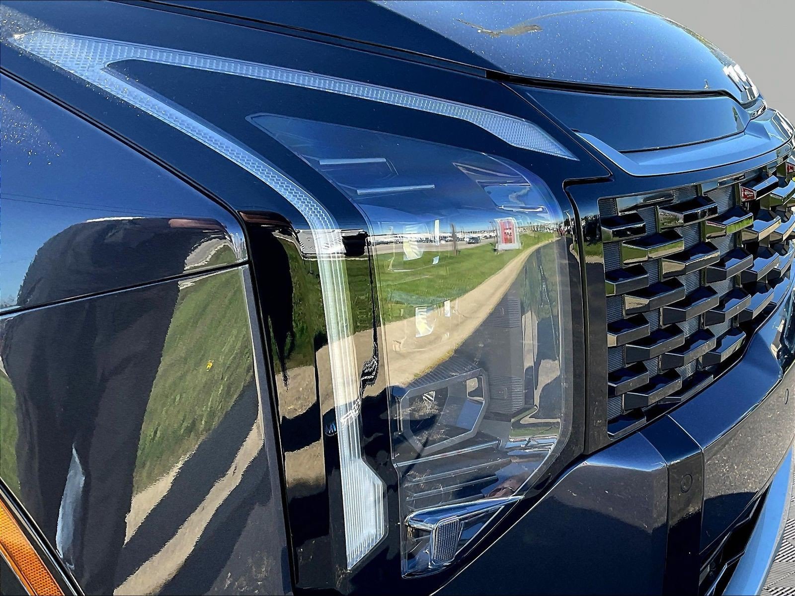 New 2027 Kia Sportage SX FWD image 8