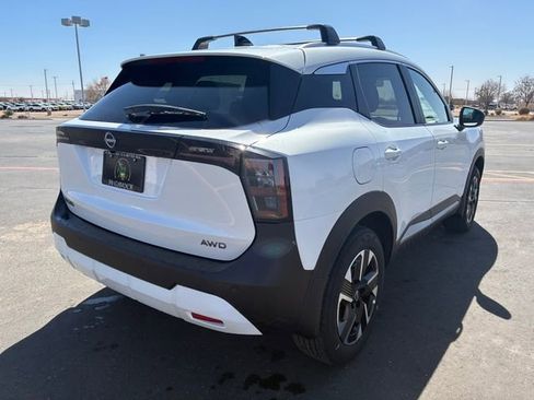 New 2026 Nissan Kicks SV w/ SV Premium Package image 6