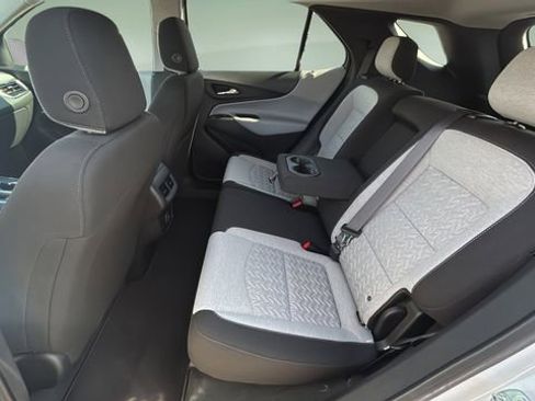 Certified 2022 Chevrolet Equinox LS w/ LS Convenience Package image 18