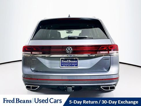 Used 2024 Volkswagen Atlas SEL Premium R-Line AWD/4WD image 7