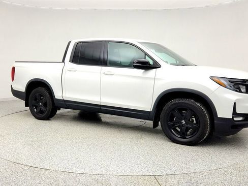 Used 2023 Honda Ridgeline Black Edition image 3