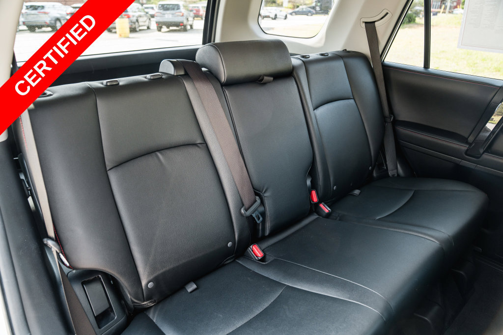 Used 2024 Toyota 4Runner TRD Off-Road Premium AWD/4WD image 28