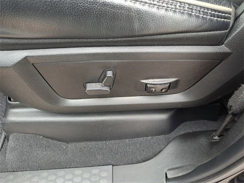 Used 2024 RAM 2500 Laramie w/ Night Edition image 19