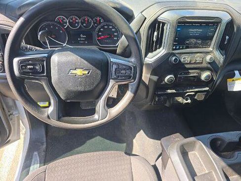Used 2022 Chevrolet Silverado 3500 LT w/ Gooseneck/5TH Wheel Package AWD/4WD image 12