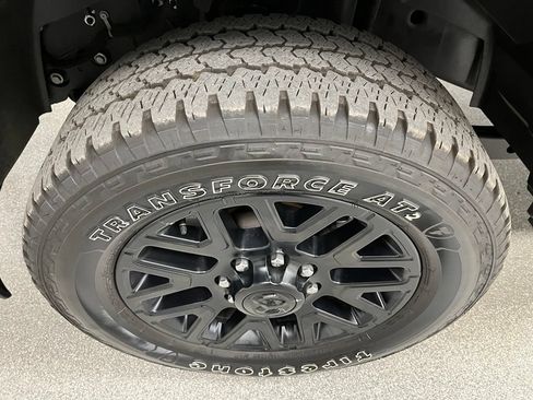 Used 2025 RAM 2500 Limited AWD/4WD image 15