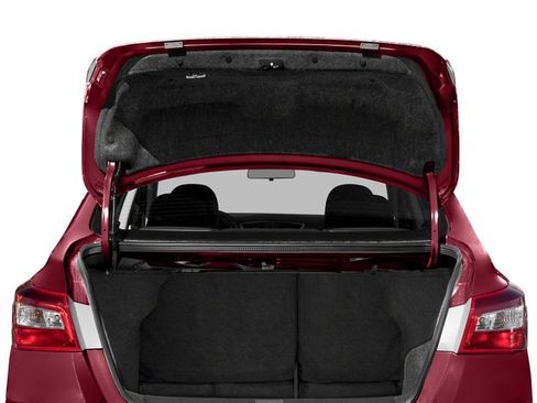 Used 2018 Nissan Sentra SR w/ SR Midnight Edition Package image 15