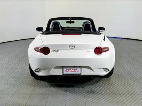 Used 2016 MAZDA MX-5 Miata Sport image 6