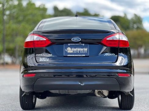 Used 2019 Ford Fiesta SE FWD image 5