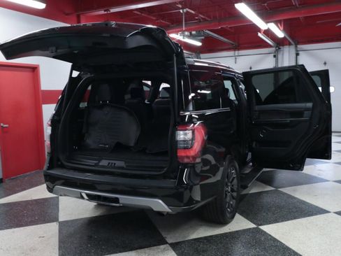Used 2021 Ford Expedition Limited AWD/4WD image 32