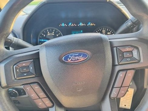 Used 2018 Ford F150 XLT image 4