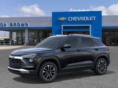New 2026 Chevrolet TrailBlazer LT w/ Convenience Package image 2