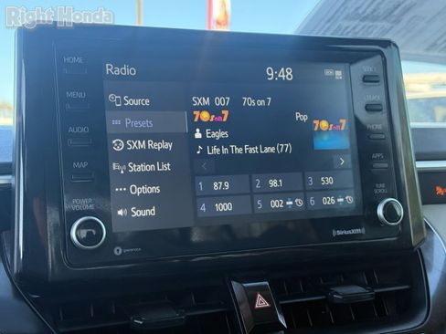 Used 2022 Toyota Corolla LE image 19