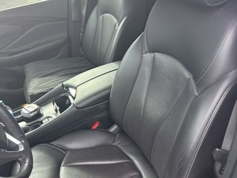 Certified 2020 Buick Envision Essence w/ LPO, Cargo Package image 7