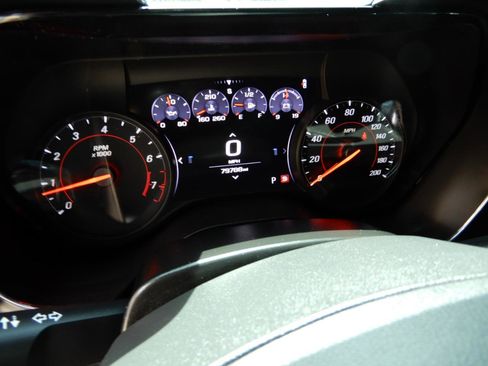 Used 2019 Chevrolet Camaro SS RWD image 15