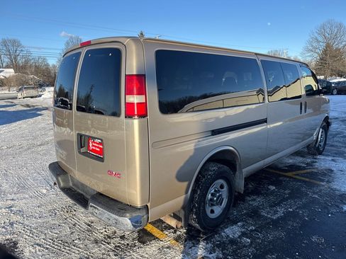 Used 2008 GMC Savana 3500 G3500 w/ LT Preferred Equipment Group image 6