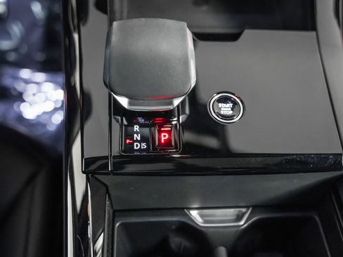 Used 2025 Land Rover Range Rover Sport Autobiography image 15