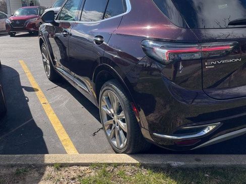 Used 2021 Buick Envision Avenir w/ Technology Package II image 2