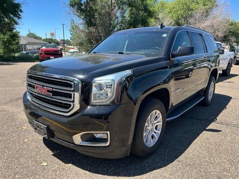 Used 2017 GMC Yukon SLT AWD/4WD image 4
