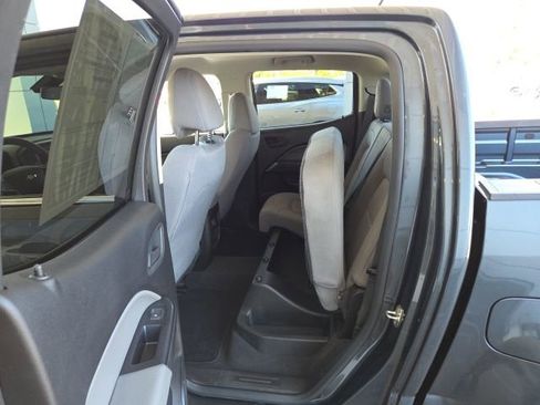 Used 2019 Chevrolet Colorado W/T w/ WT Convenience Package RWD image 42