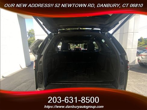 Used 2020 Land Rover Discovery Landmark AWD/4WD image 22