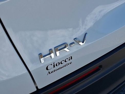Used 2023 Honda HR-V LX image 31