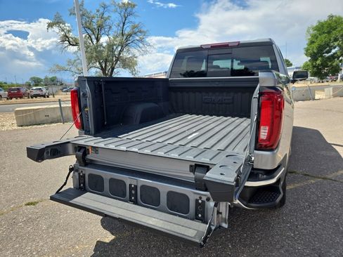 Used 2023 GMC Sierra 1500 SLT w/ SLT Premium Package AWD/4WD image 22