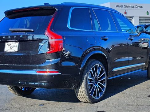 New 2026 Volvo XC90 B6 Plus image 3