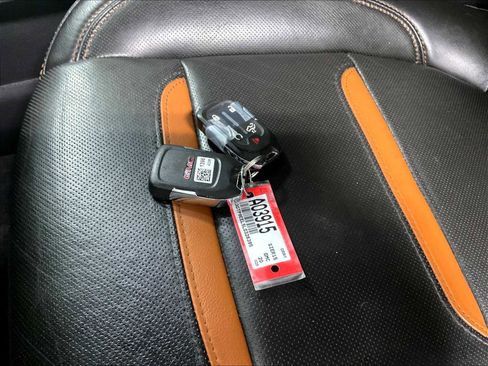 Used 2020 GMC Sierra 1500 AT4 w/ AT4 Premium Package image 31