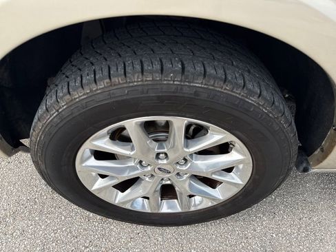 Used 2017 Ford Expedition Limited w/ Equipment Group 301A image 11