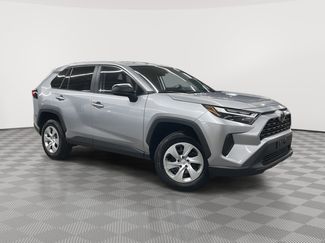 Used 2024 Toyota RAV4 LE video 2