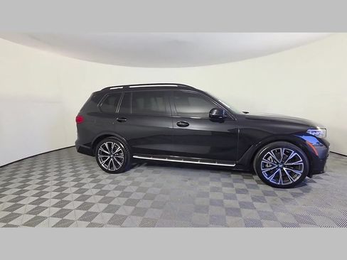 Used 2021 BMW X7 xDrive40i w/ M Sport Package AWD/4WD image 35