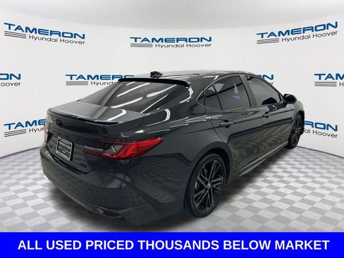 Used 2025 Toyota Camry XSE FWD image 5