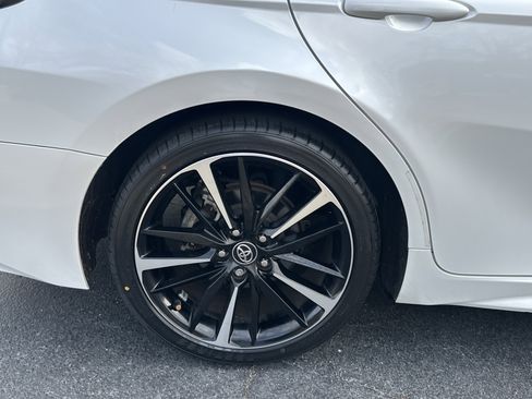 Used 2020 Toyota Camry XSE image 19