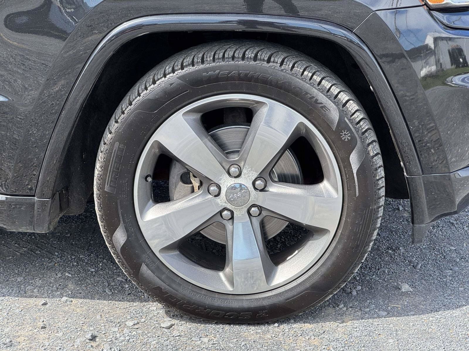 Used 2015 Jeep Grand Cherokee Overland AWD/4WD image 29