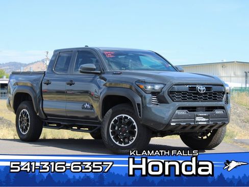 Used 2024 Toyota Tacoma TRD Off-Road image 1