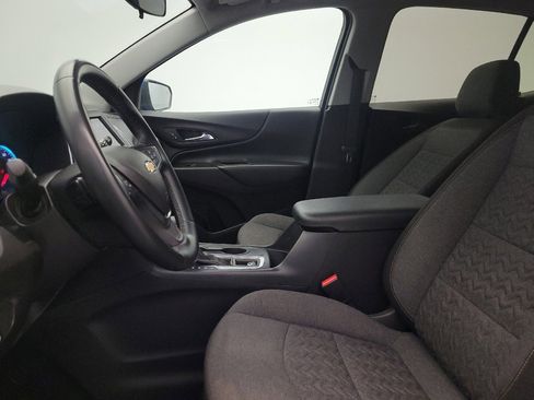 Used 2024 Chevrolet Equinox LT image 17