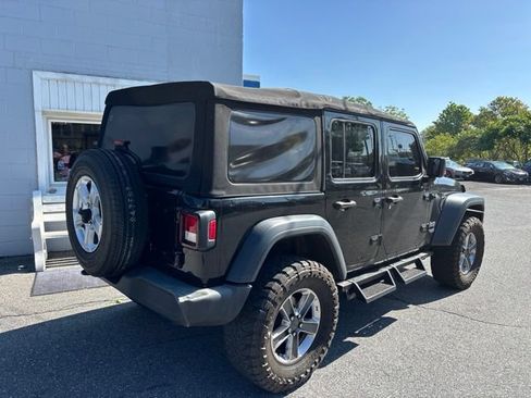 Used 2018 Jeep Wrangler Unlimited Sport S AWD/4WD image 6