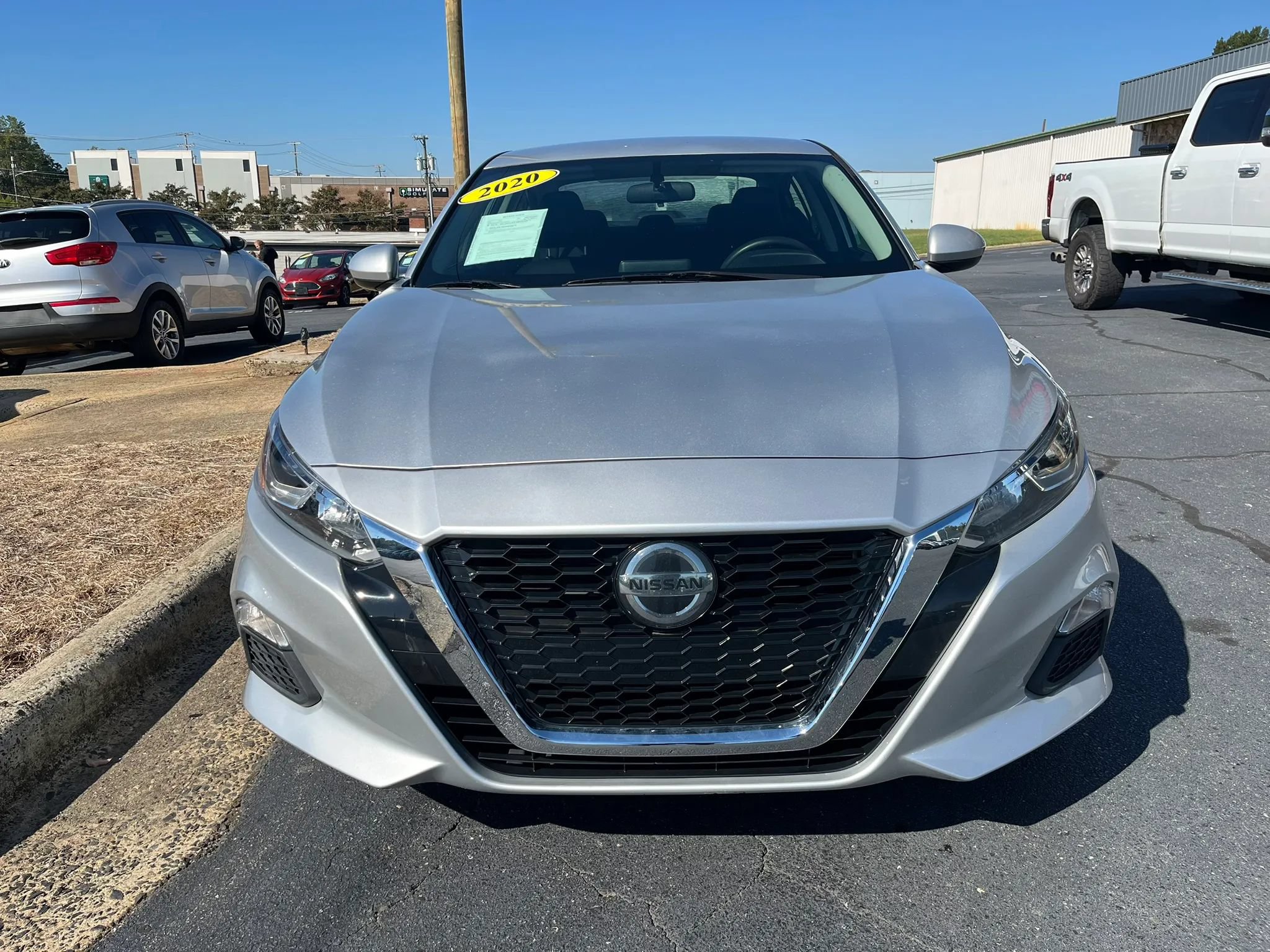 Used 2020 Nissan Altima 2.5 S FWD image 2