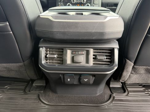Used 2024 Ford F150 Raptor AWD/4WD image 9