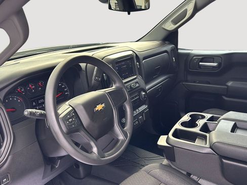 Used 2026 Chevrolet Silverado 1500 Custom AWD/4WD image 2