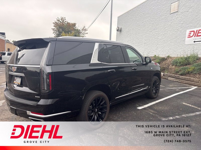 Used 2025 Cadillac Escalade Premium Luxury w/ Touring Package AWD/4WD image 5