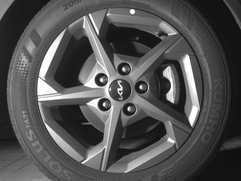 Used 2025 Kia K4 FWD image 13