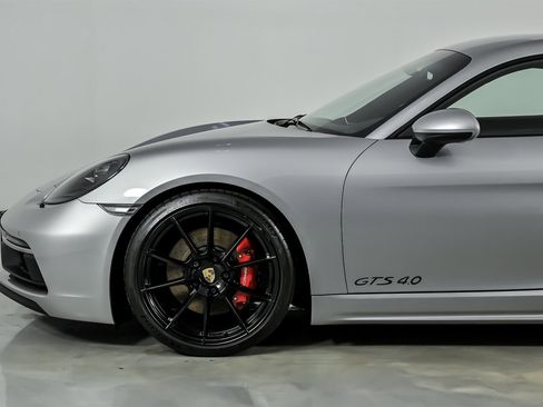Used 2022 Porsche 718 Cayman GTS image 7