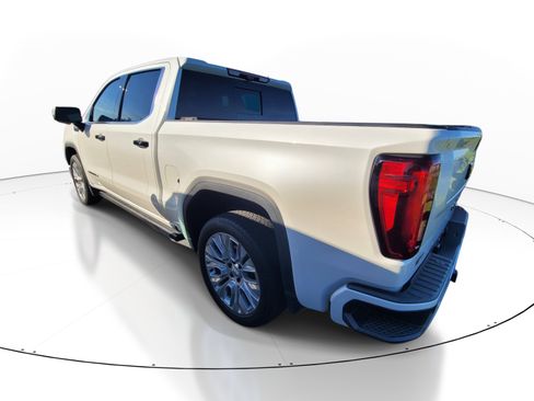 Used 2021 GMC Sierra 1500 Denali w/ Denali Ultimate Package AWD/4WD image 7