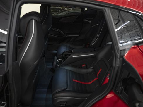 Used 2026 Ferrari Purosangue AWD/4WD image 30