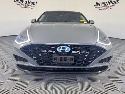 Used 2022 Hyundai Sonata Limited w/ Cargo Package FWD image 4