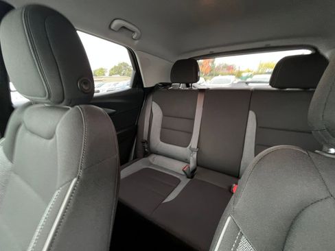 Used 2025 Chevrolet TrailBlazer LT image 37