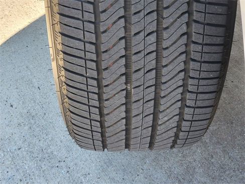 Used 2025 Chevrolet Tahoe High Country w/ LPO, Illumination Package image 11